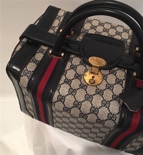 vintage Gucci train bag